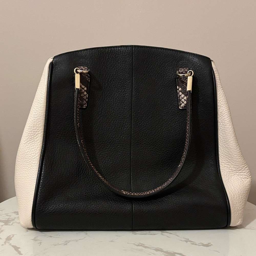 Coach Minetta Two-Tone Black and White Pebbled Leather Shoulder Bag - Picture 4 of 15